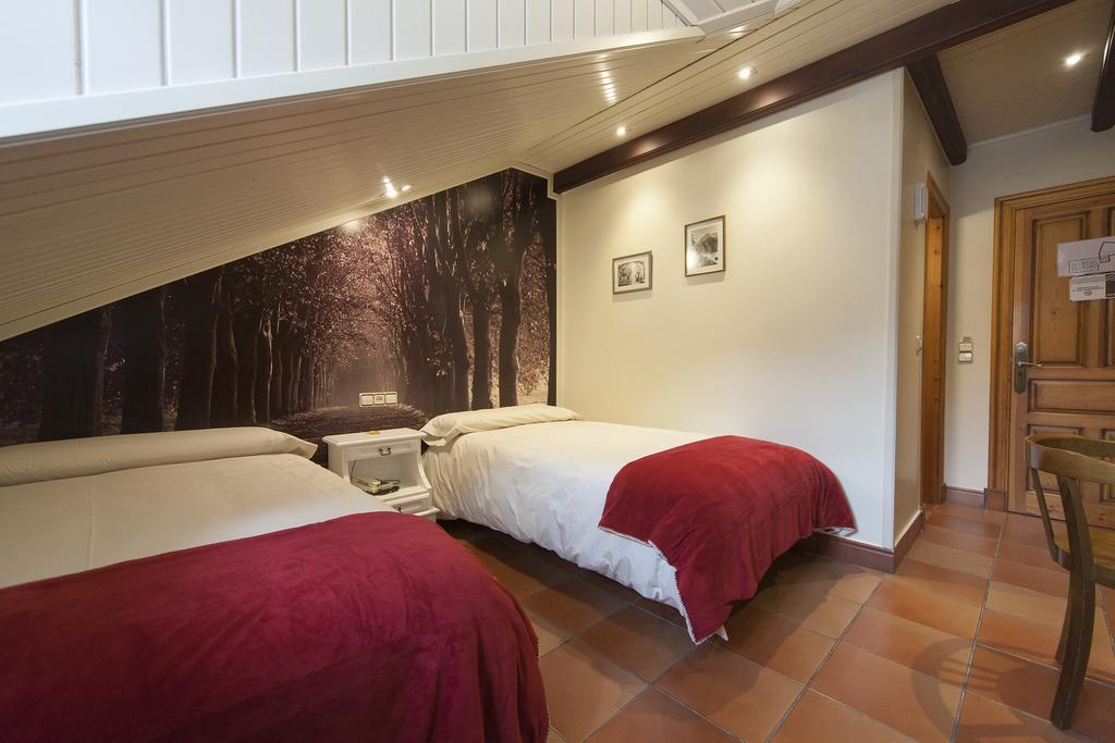 Hotel Villa De Torla Exterior foto